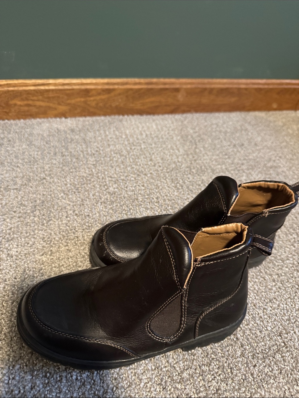 GAP Little Boys Brown Leather Slip-On Chelsea Boots - Picture 15 of 15